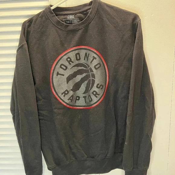 Raptors Sweater - Picture 1 of 2